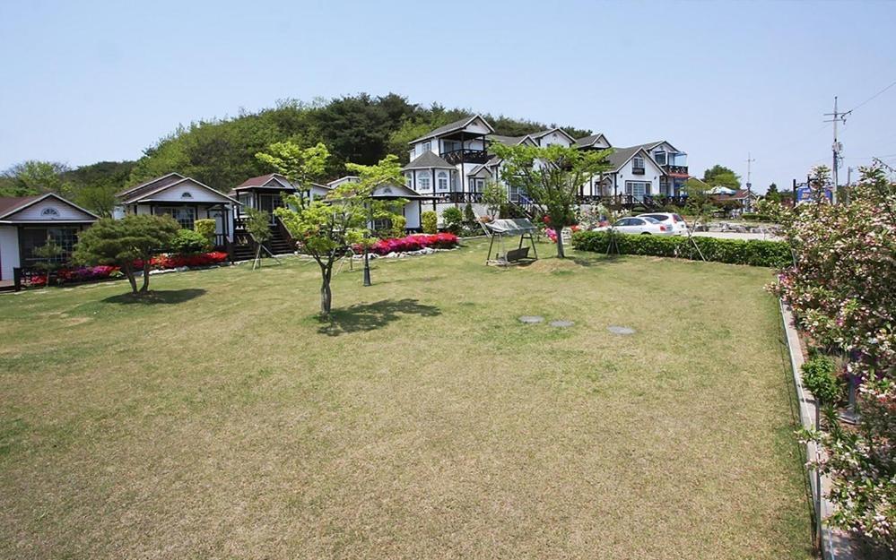 Four Season Pension Taean Exterior photo